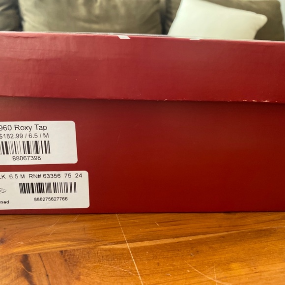 Capezio “Roxy” tap shoes-women’s size 6.5 - Picture 3 of 4